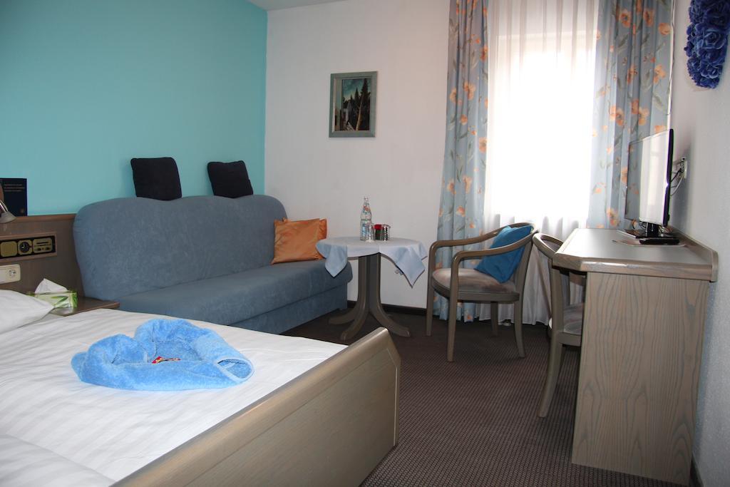 Hotel Am Schloss Neuenstein (Baden-Wurttemberg)